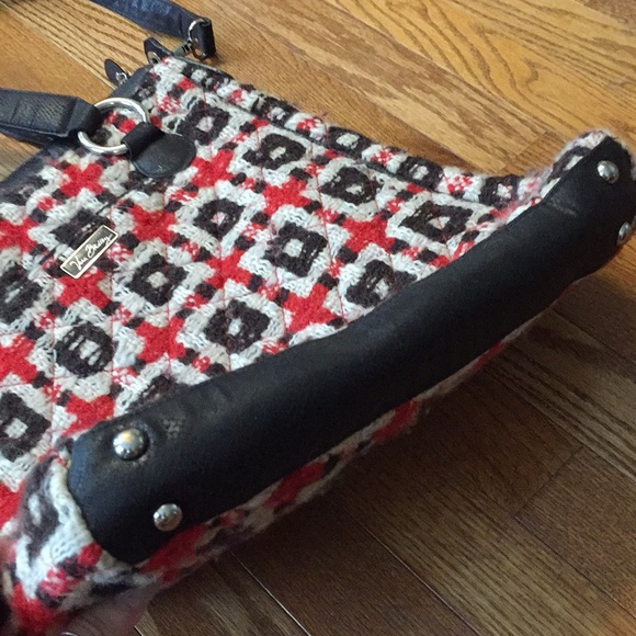 VERA BRADLEY WOOLY TOTE! (A25) - Picture 4 of 5